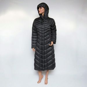 NWOT Patagonia Long Black Down Parka